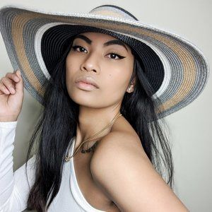 Meet your Posher, Nita